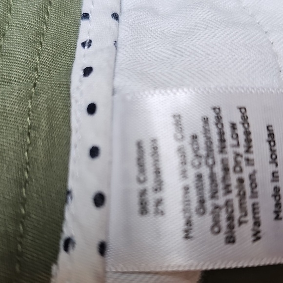 Talbots Perfect Shorts Sz 10 Moss Green - Picture 5 of 9